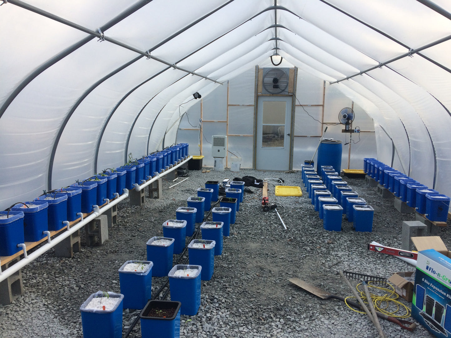 Square hydroponic buckets